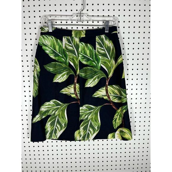 Ann Taylor Palm print linen blend skirt size 4P - Picture 2 of 6